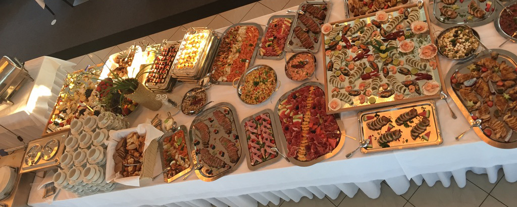 a table full of deleicious food!